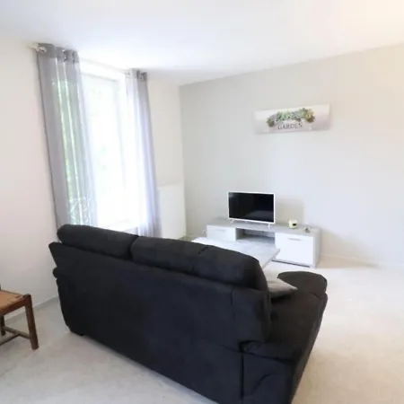 Renove Au Bord Du Lac, 3 Ch, Jardin, Tv, Internet, Activites Nautiques, 6 Pers, Animaux Admis - Fr-1-742-404 * Saint-Gérons